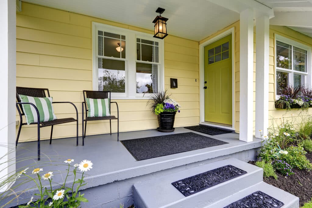 5 Benefits of Building a Covered Porch